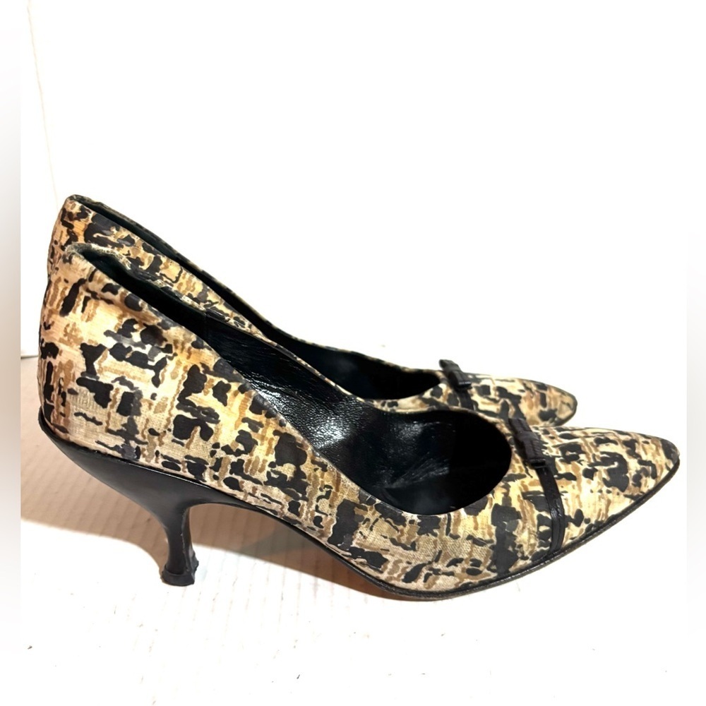 Prada Black and Tan Patterned Heels